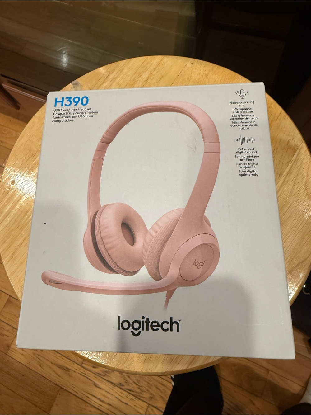 Logitech H390 Pink USB Computer Headset NIB! Brand new!
